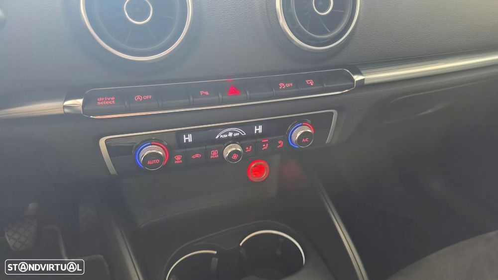 Audi A3 Sportback 1.6 TDI S-line - 43