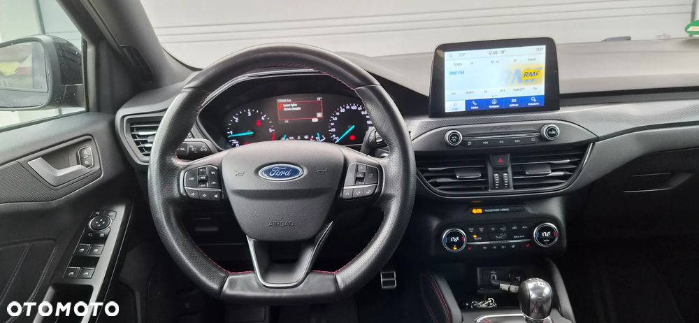 Ford Focus 2.0 EcoBlue STart-Stopp-System ST-LINE - 25