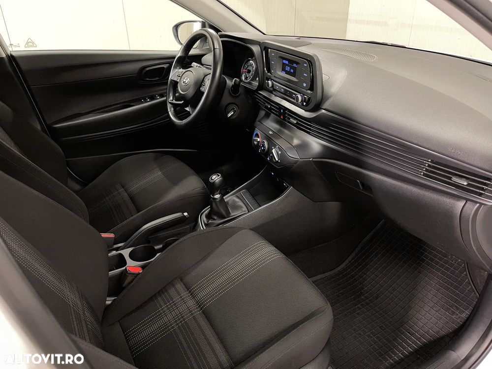 Hyundai i20 1.2 L 84CP 5DR Comfort - 11
