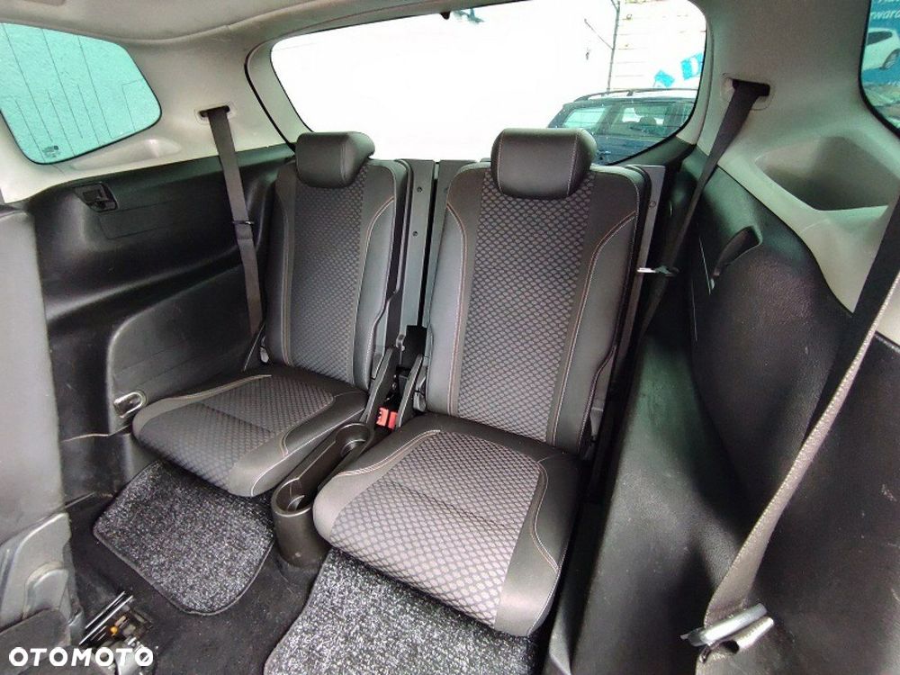 Opel Zafira - 15