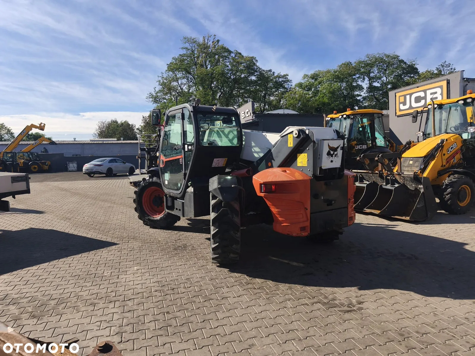 Bobcat T4018 / JCB 540-170 Merlo P40 17 Manitou MT1840 - 4