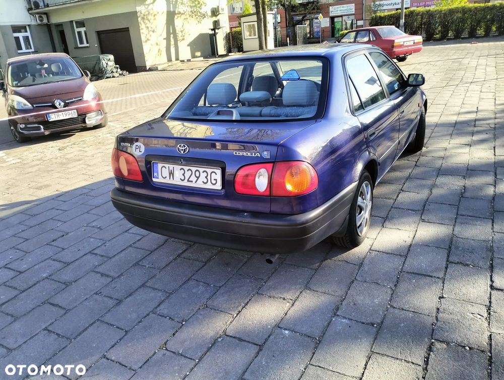Toyota Corolla 1.4 Terra - 3
