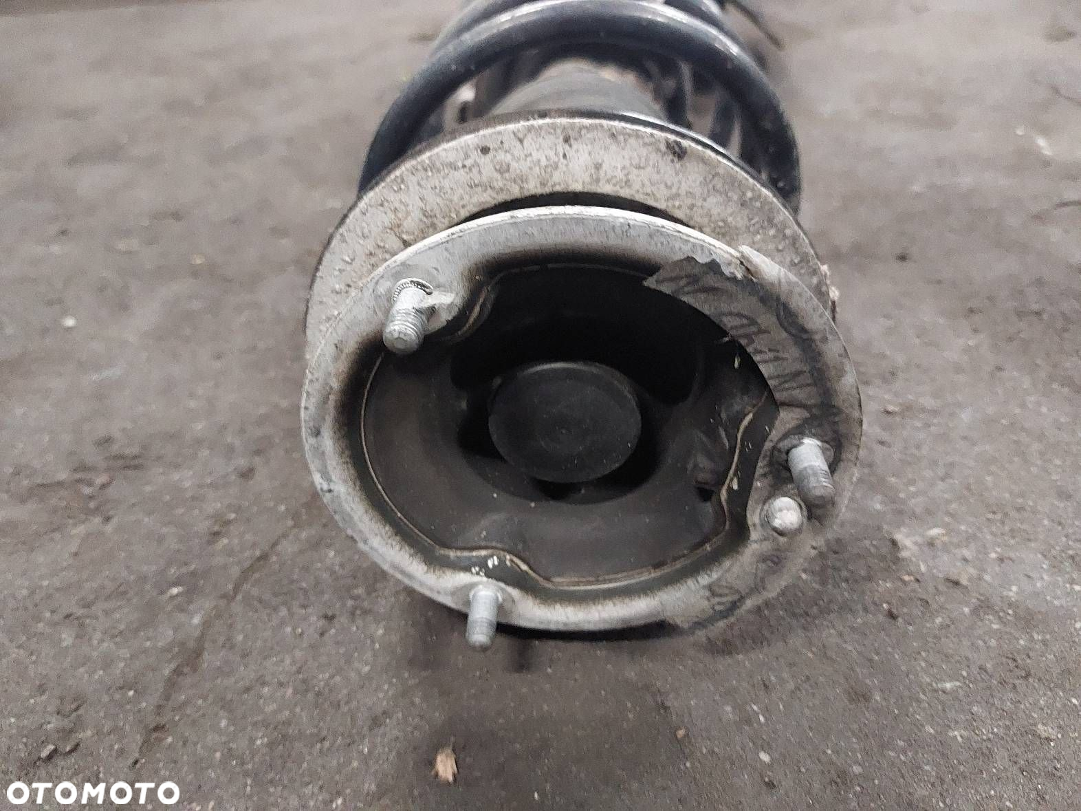 AMORTYZATOR SPRĘŻYNA ZWROTNICA LEWY PRZÓD BMW E90 320d 2.0 D 6796155 - 2