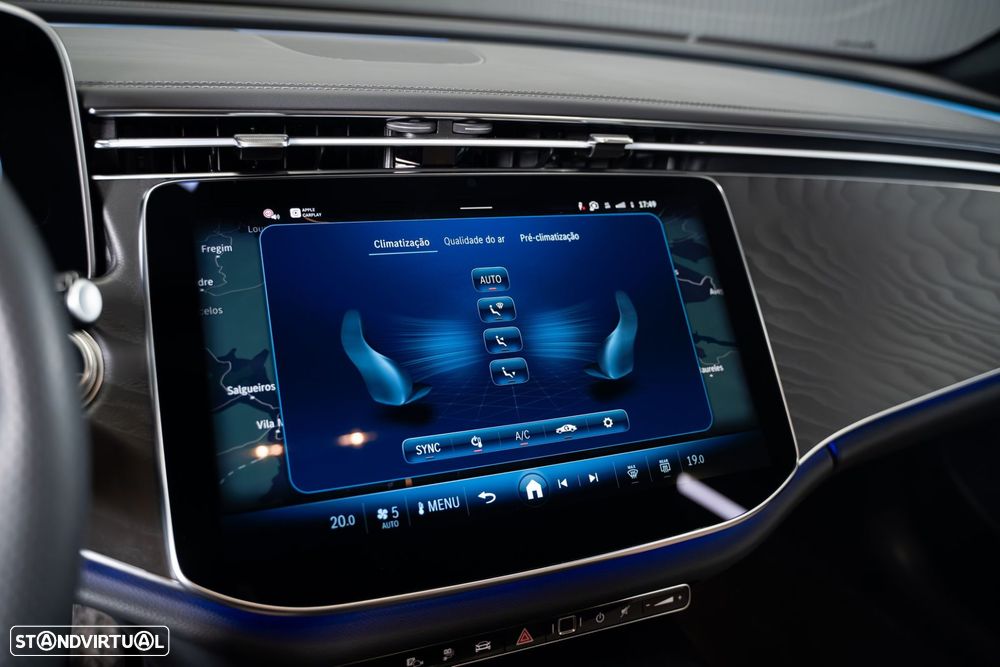 Mercedes-Benz E 300 Standard - 41