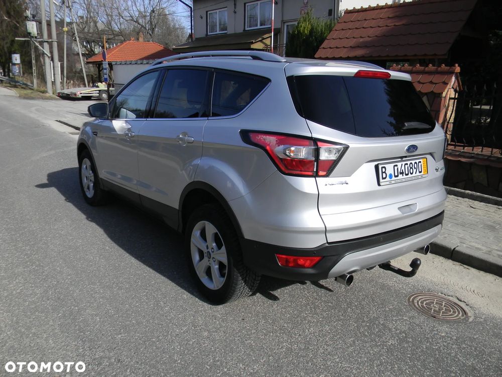 Ford Kuga 1.5 EcoBoost 2x4 Business Edition - 8