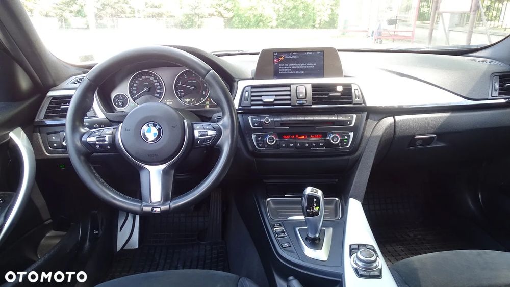 BMW Seria 3 320d Sport-Aut Sport Line - 10