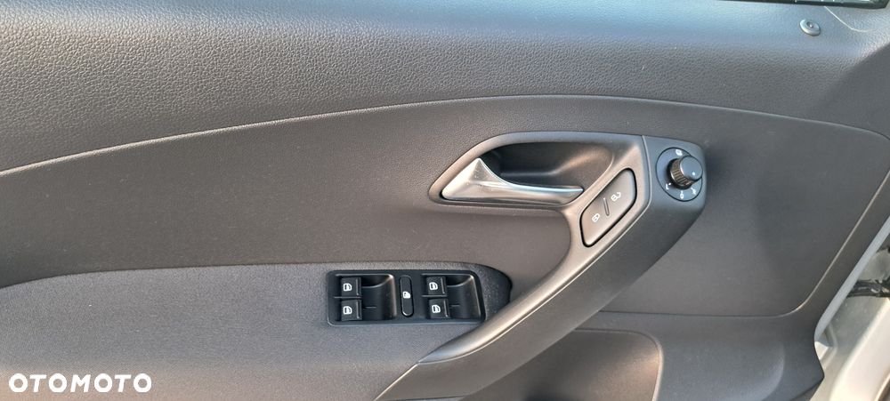 Volkswagen Polo - 14