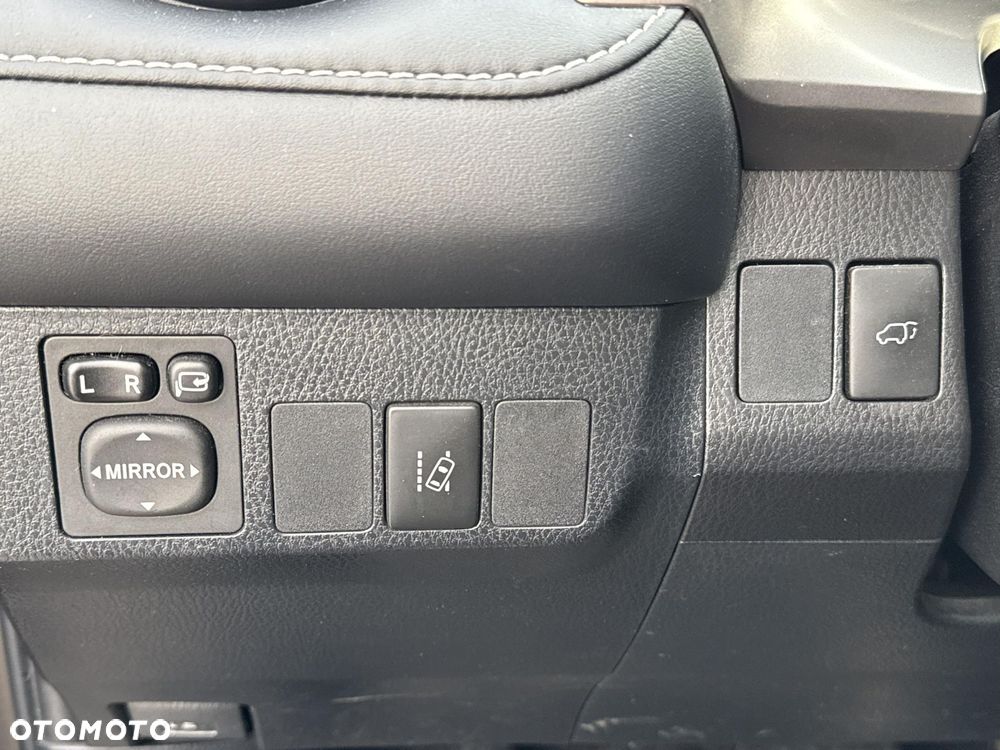 Toyota RAV4 Hybrid Premium 4x2 - 20