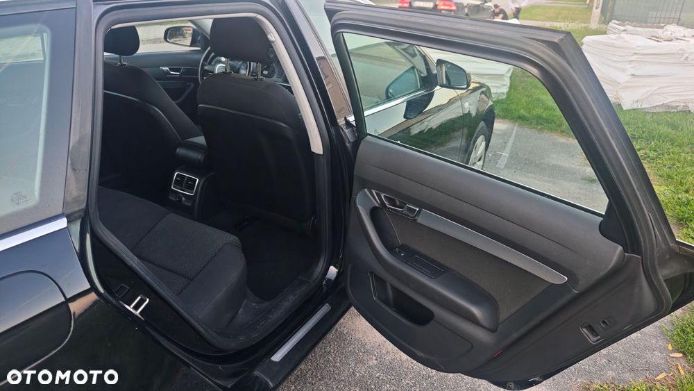 Audi A6 Avant 2.4 multitronic - 18