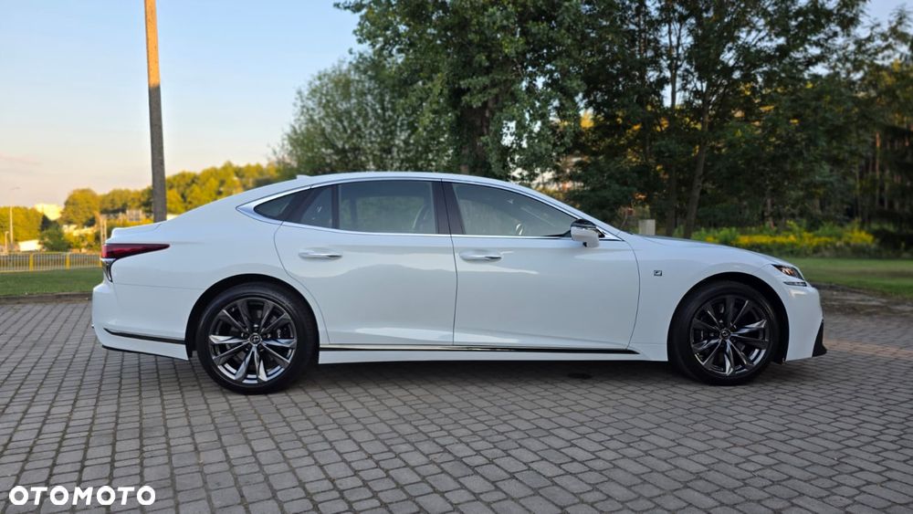 Lexus LS - 4