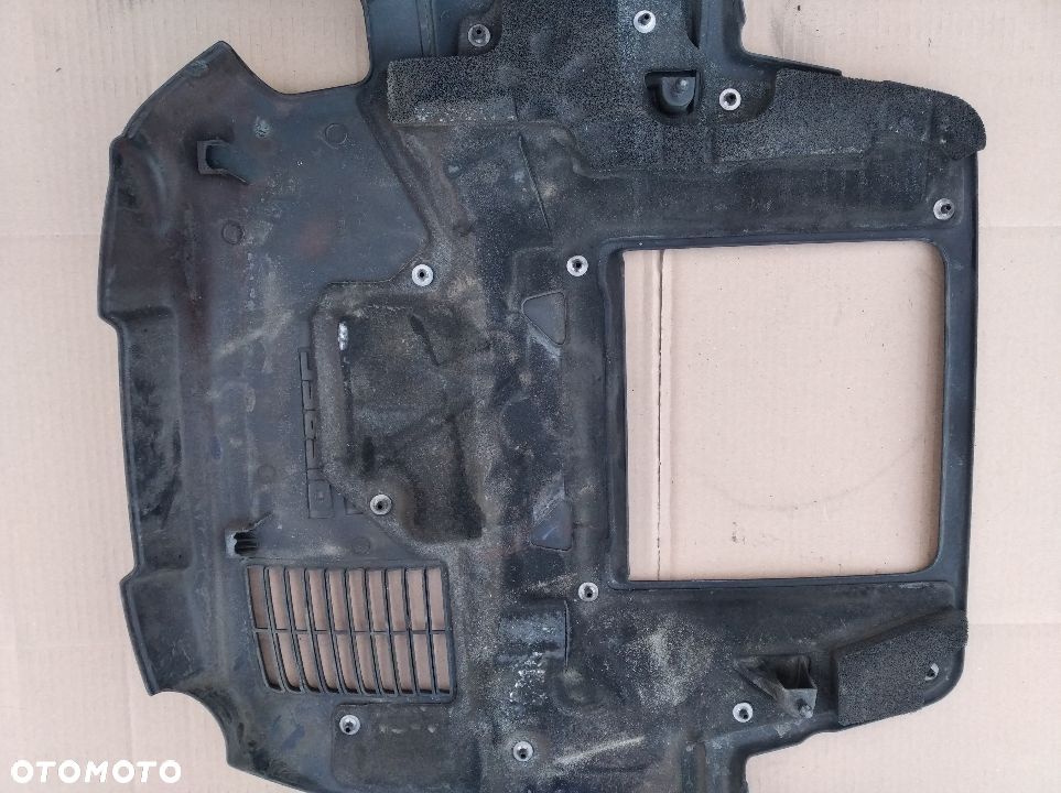 Subaru Outback Legacy IV 2.0 D osłona silnika górna obudowa - 2