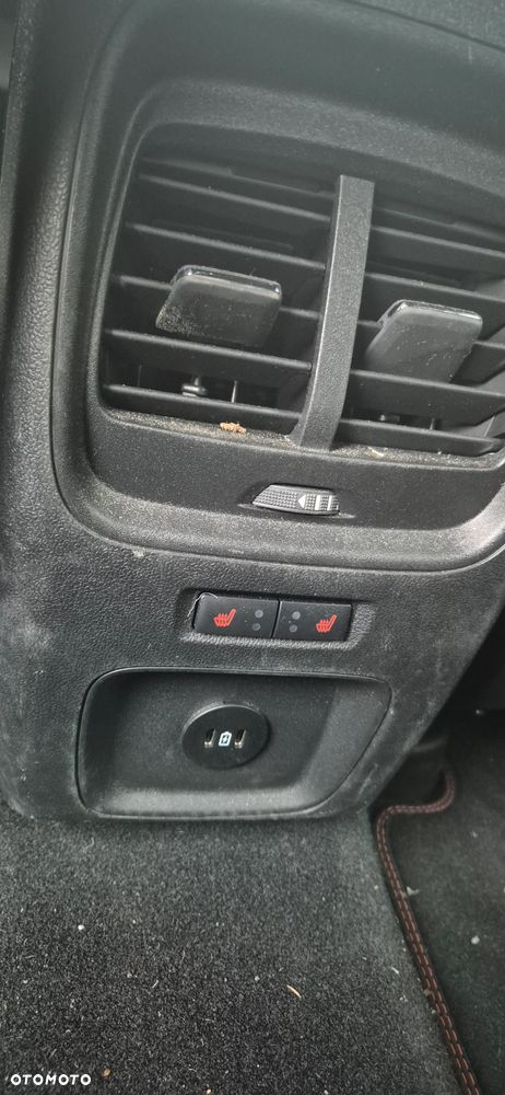 Ford Kuga 2.5 Duratec FHEV ST-LINE - 28