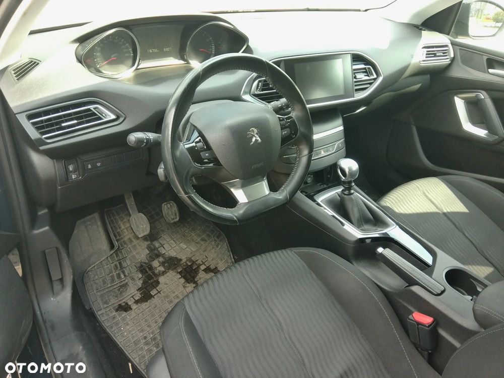 Peugeot 308 1.2 PureTech GPF GT Pack S&S - 11