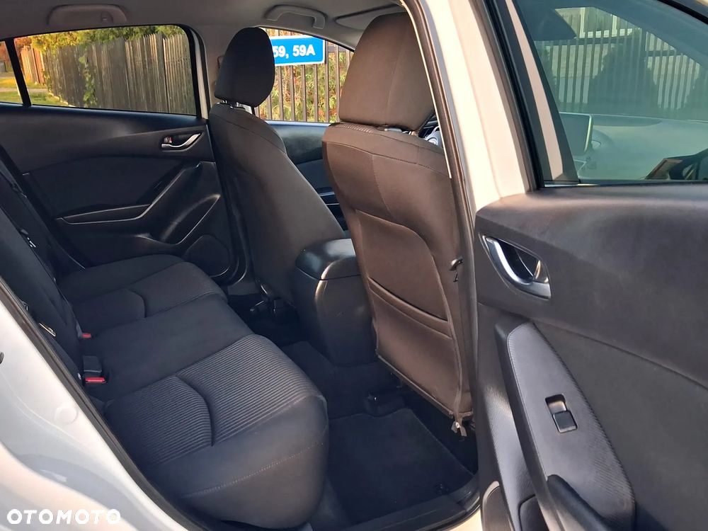 Mazda 3 - 16