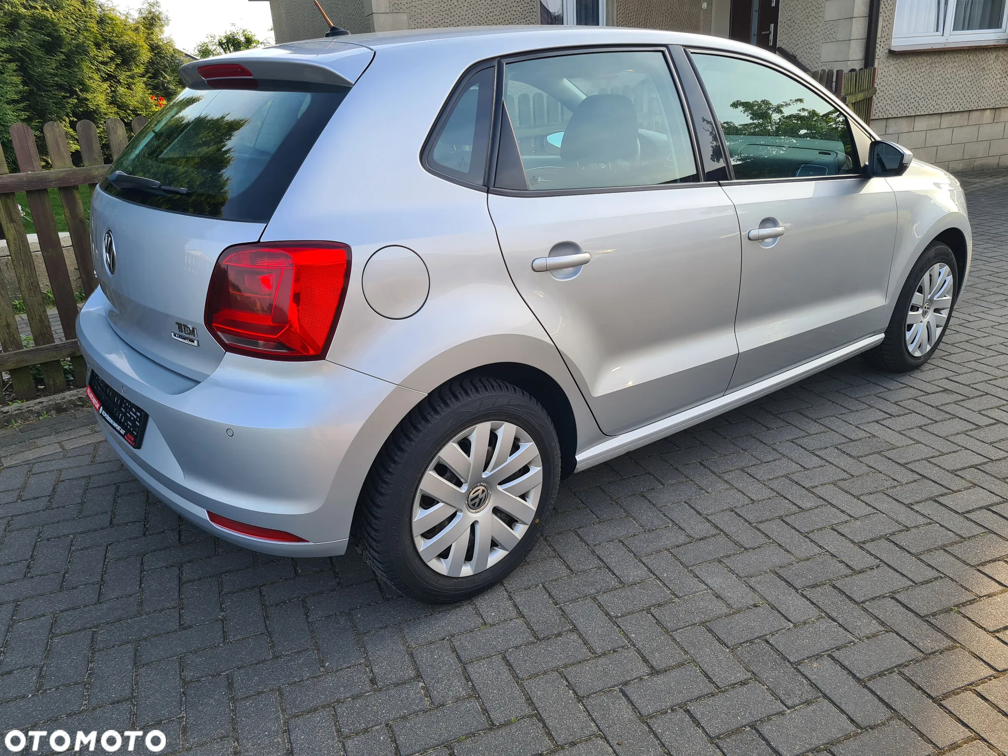 Volkswagen Polo 1.4 TDI (Blue Motion Technology) Comfortline - 3