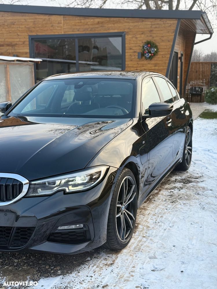 BMW Seria 3 330e Aut. M Sport - 14