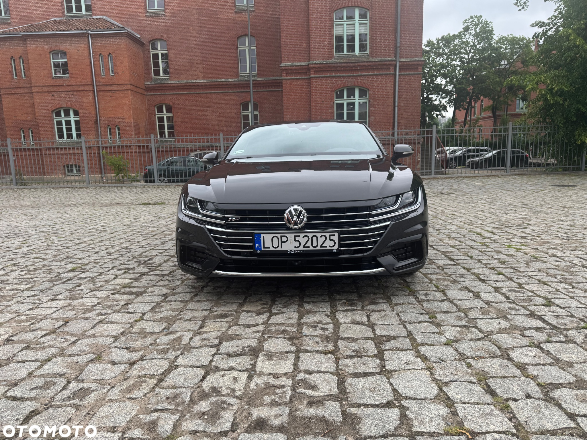 Volkswagen Arteon 2.0 TDI SCR R-Line DSG - 8