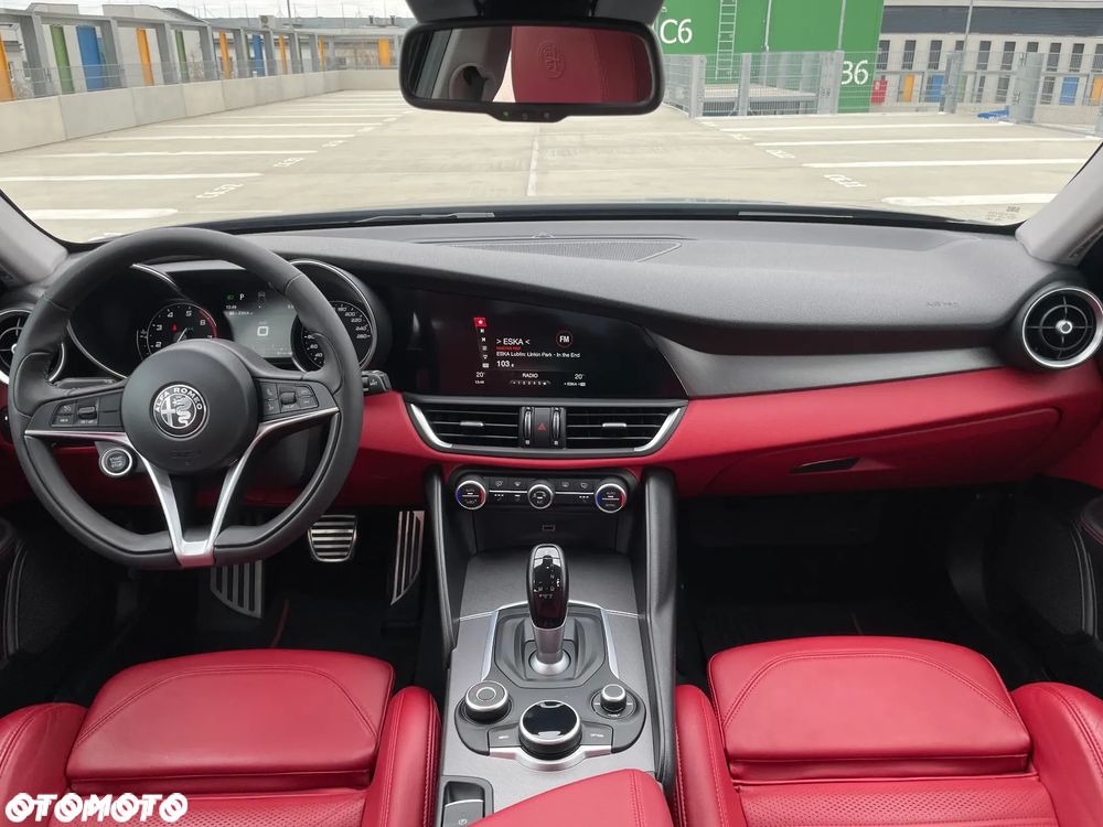 Alfa Romeo Giulia 2.0 Turbo Veloce Q4 - 29