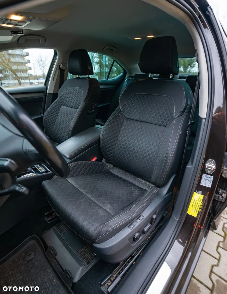 Skoda Superb 2.0 TSI 4x4 Style DSG - 11