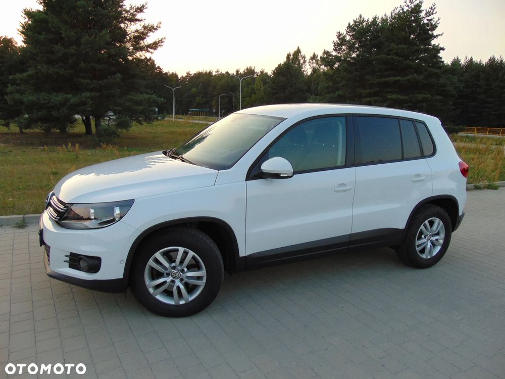 Volkswagen Tiguan 2.0 TDI DPF BlueMotion Technology Sport & Style - 23