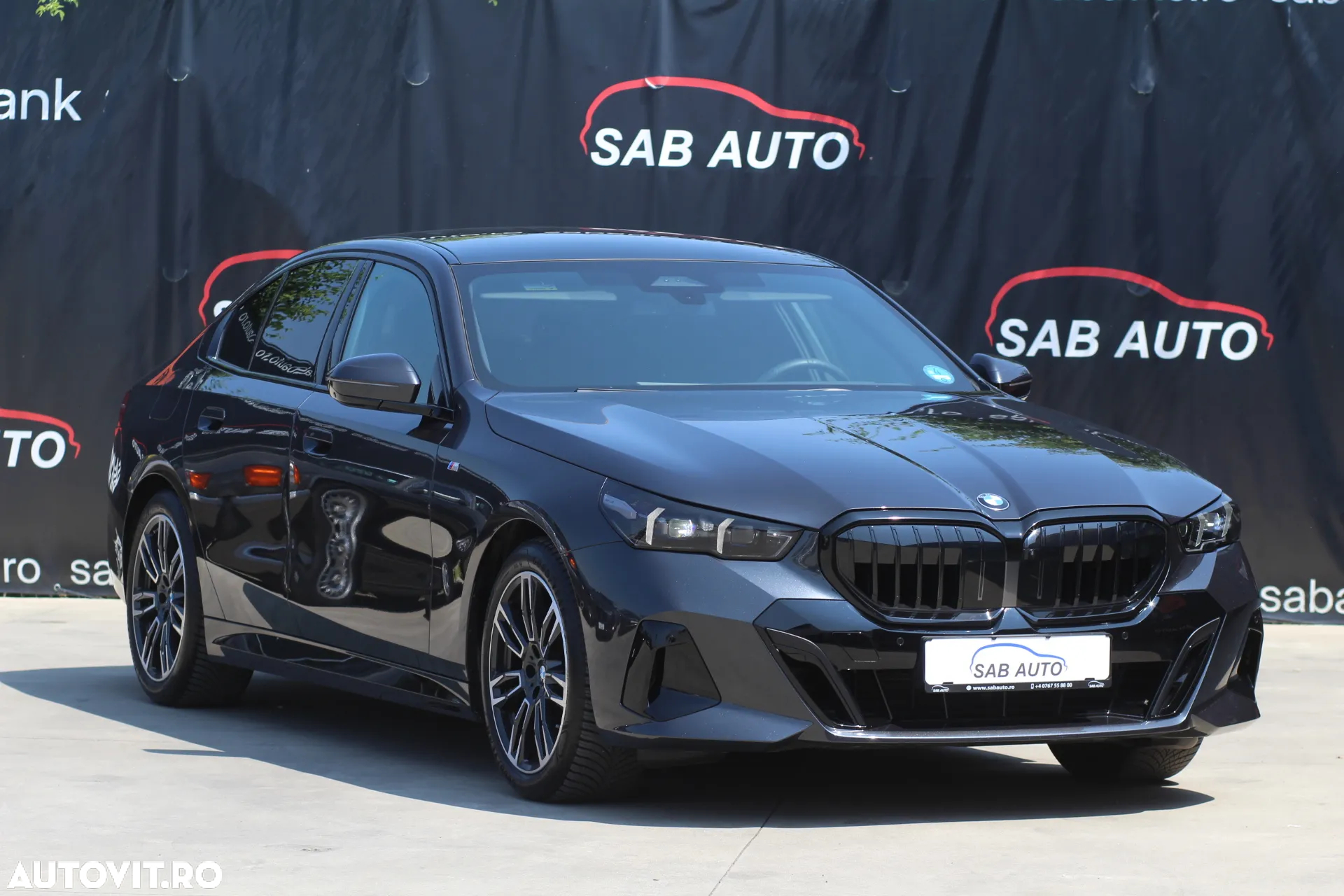 BMW Seria 5 520d xDrive AT MHEV - 3