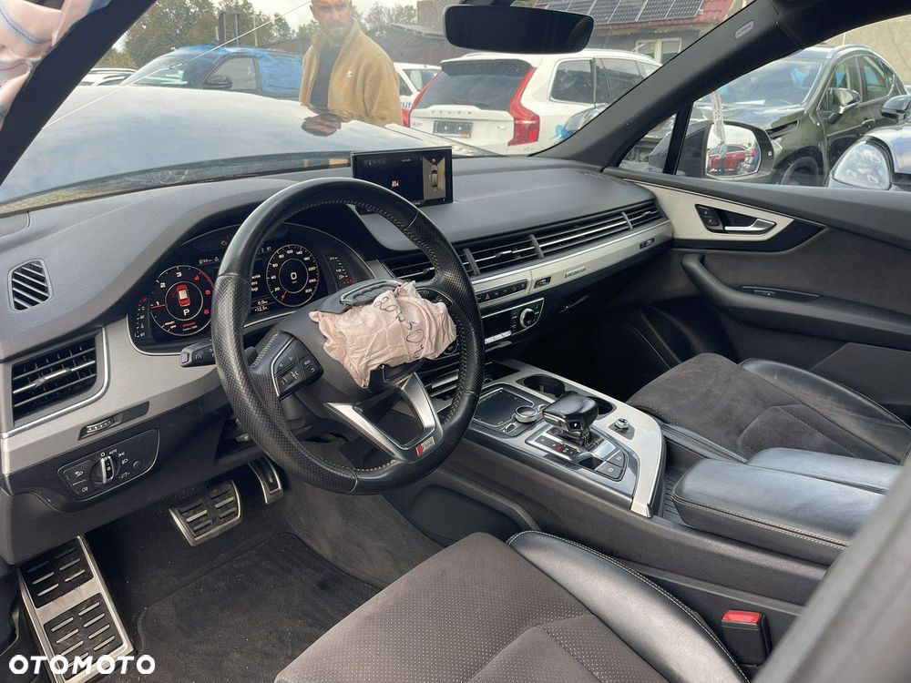 Audi Q7 3.0 TDI Quattro Tiptronic - 6
