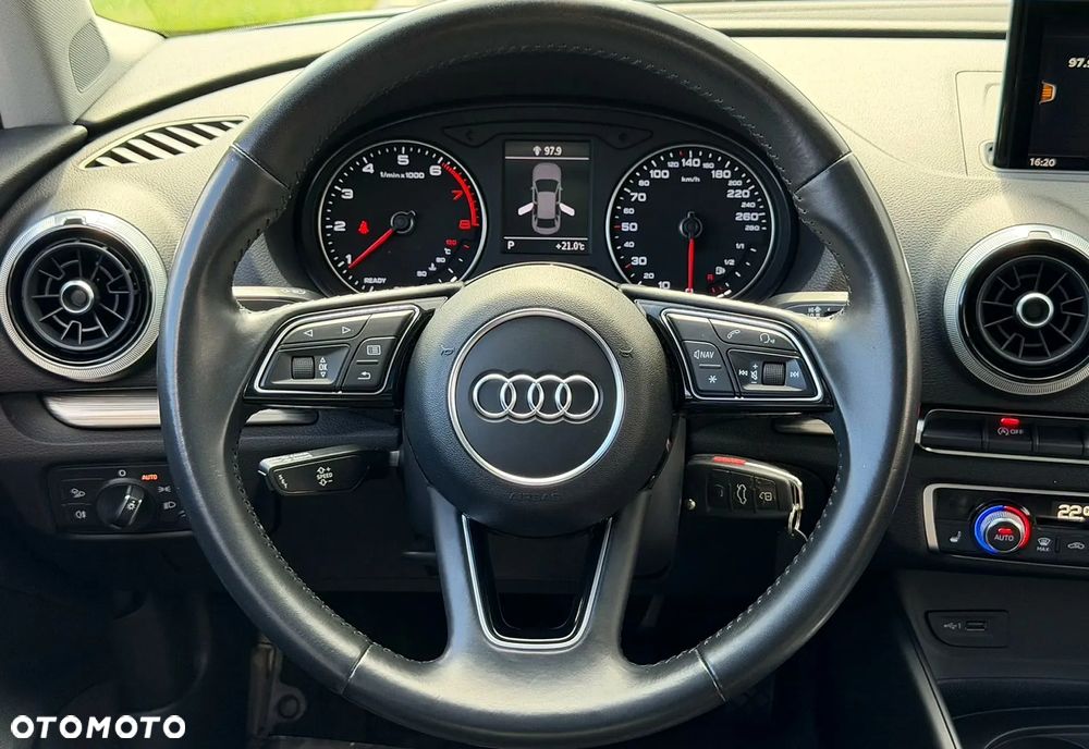 Audi A3 Limousine 40 TFSI Quattro S tronic - 18