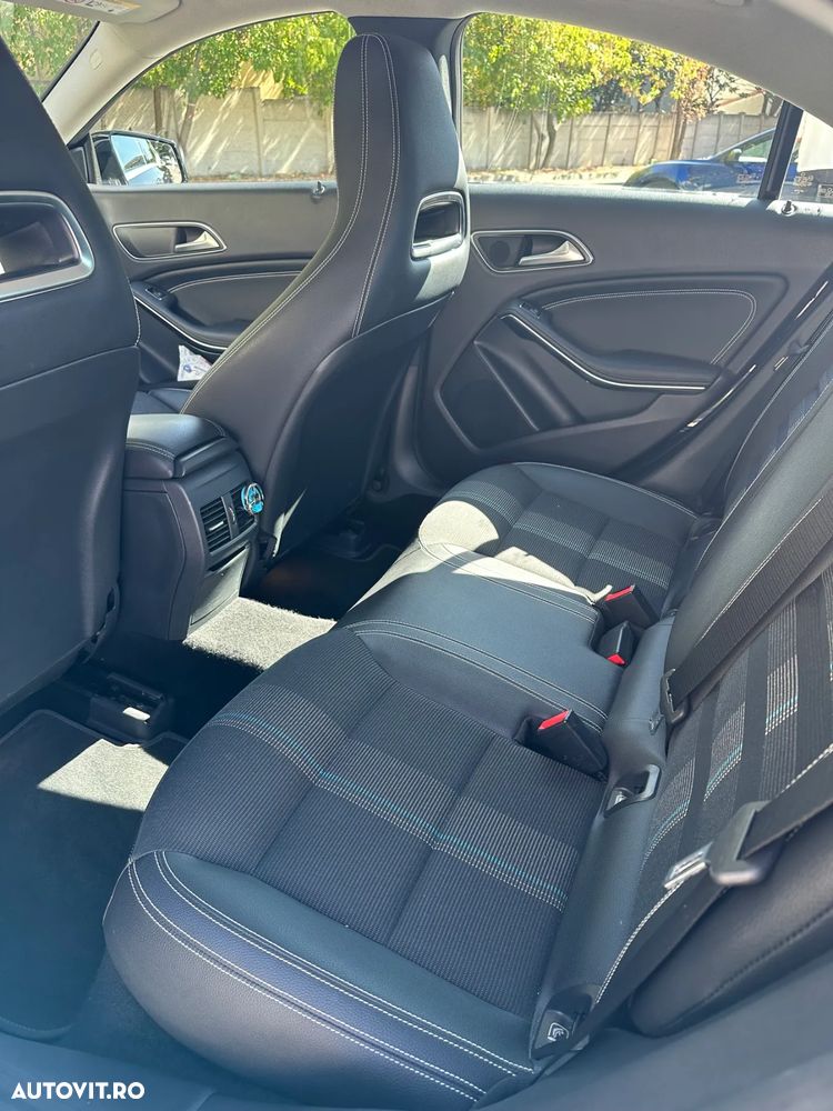 Mercedes-Benz CLA 200 d 4MATIC Aut. - 10