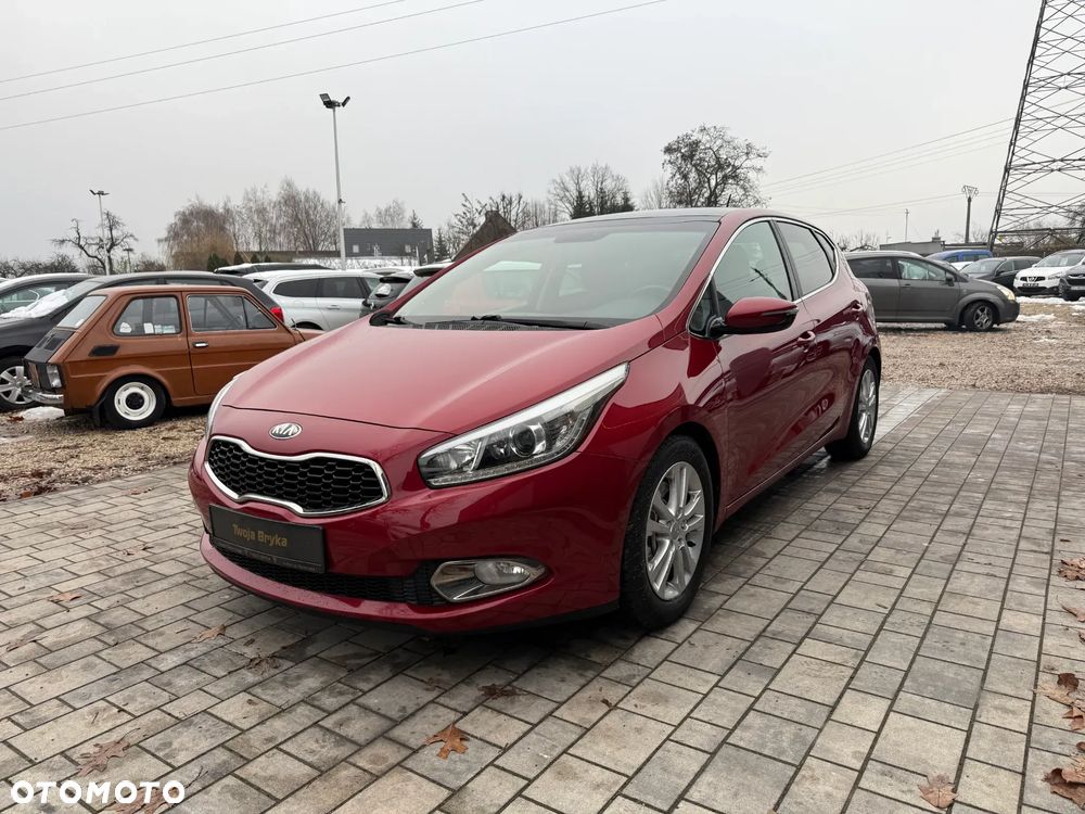 Kia Ceed 1.6 CRDi ISG Vision - 12