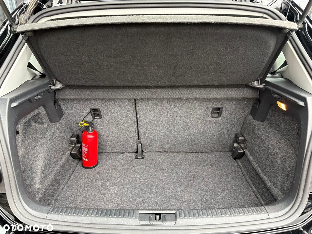 Volkswagen Polo - 17
