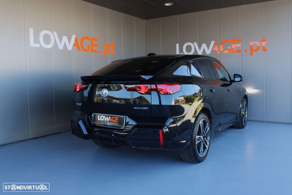 BMW iX2 xDrive30 Pack Desportivo M - 43