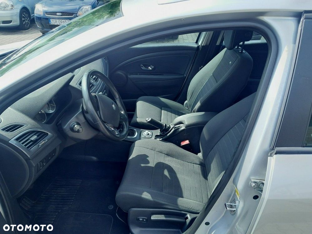 Renault Megane 1.5 dCi Limited - 9