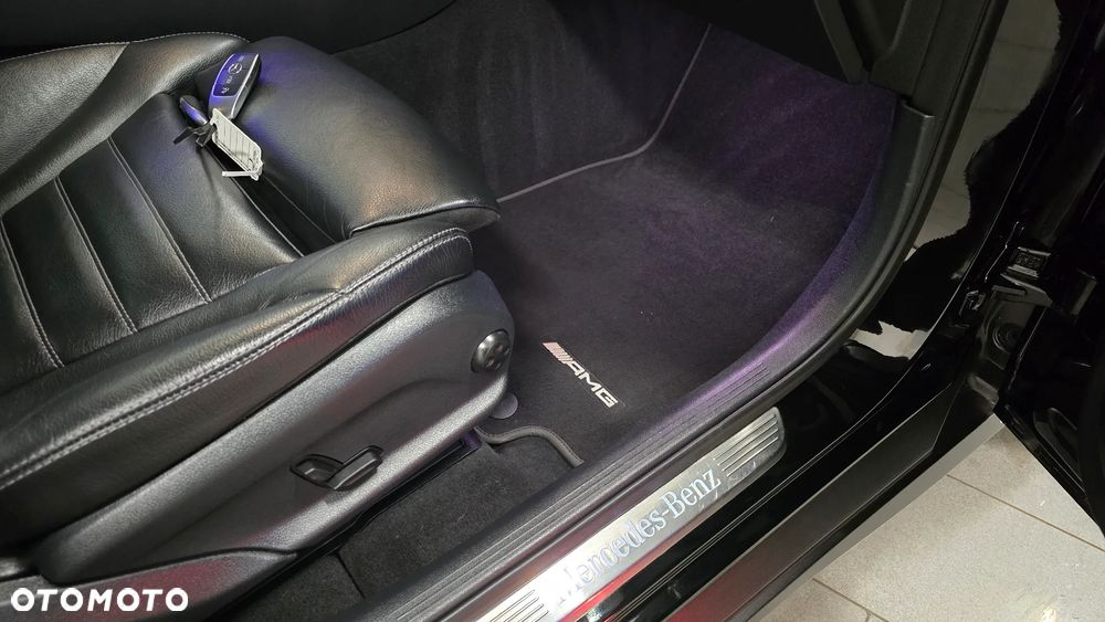 Mercedes-Benz GLC 300 de 4Matic 9G-TRONIC AMG Line Plus - 16