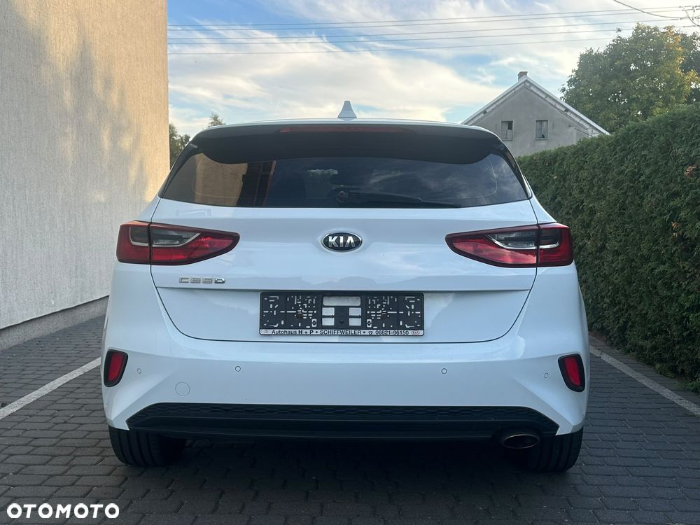 Kia Ceed - 6