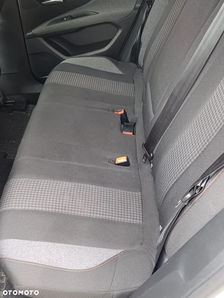 Peugeot 3008 1.2 PureTech GPF Active S&S - 20