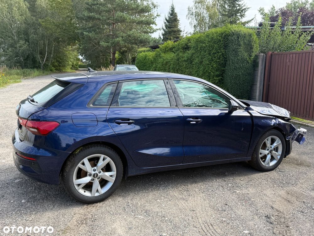 Audi A3 Sportback 30 TDI design - 8