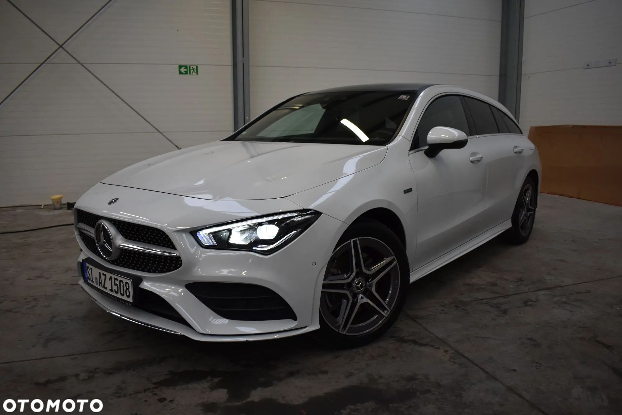 Mercedes-Benz CLA 250 E AMG Line 8G-DCT - 1