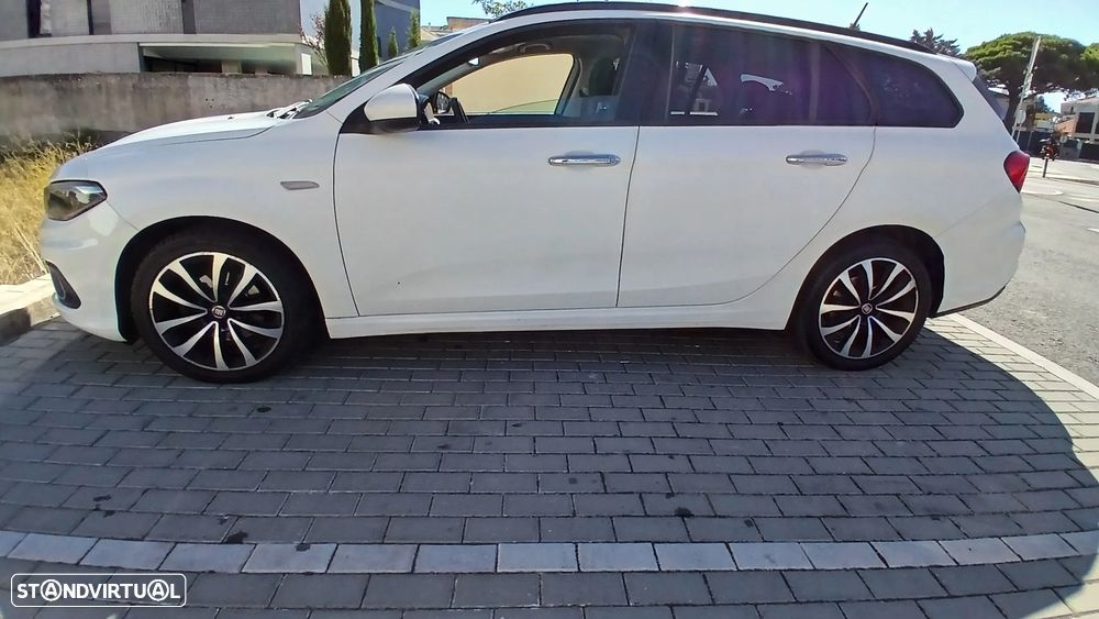 Fiat Tipo Station Wagon 1.3 M-Jet Lounge - 15