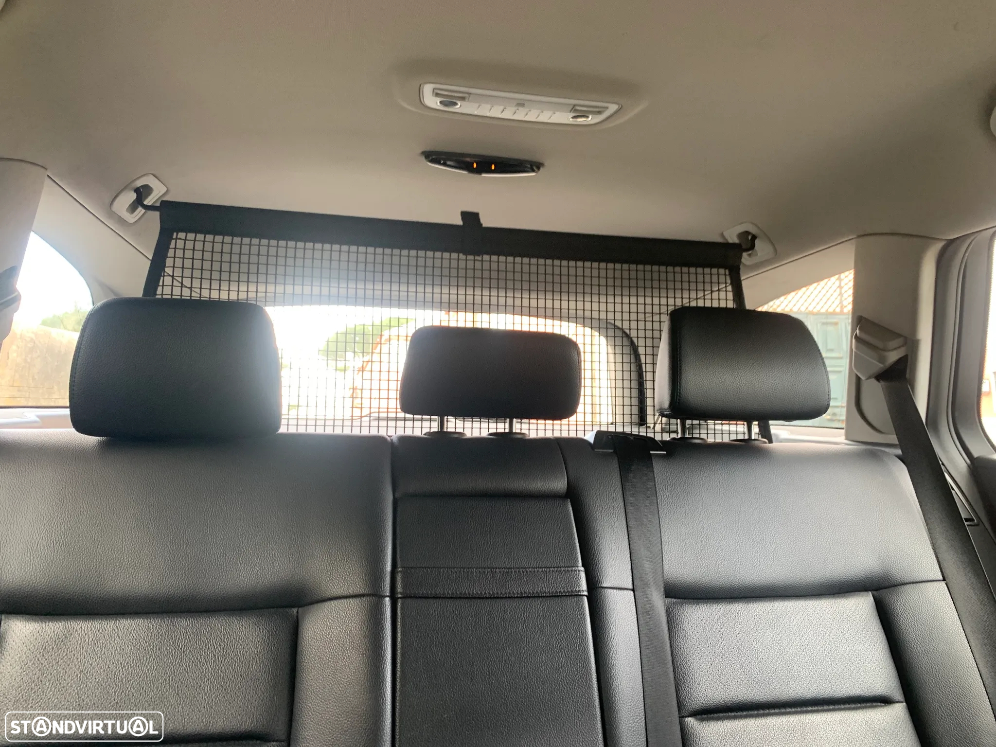 Mercedes-Benz E 200 BlueTEC 7G-TRONIC Avantgarde - 18