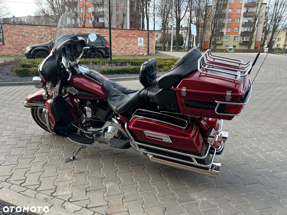 Harley-Davidson FLHTCU Ultra - 12