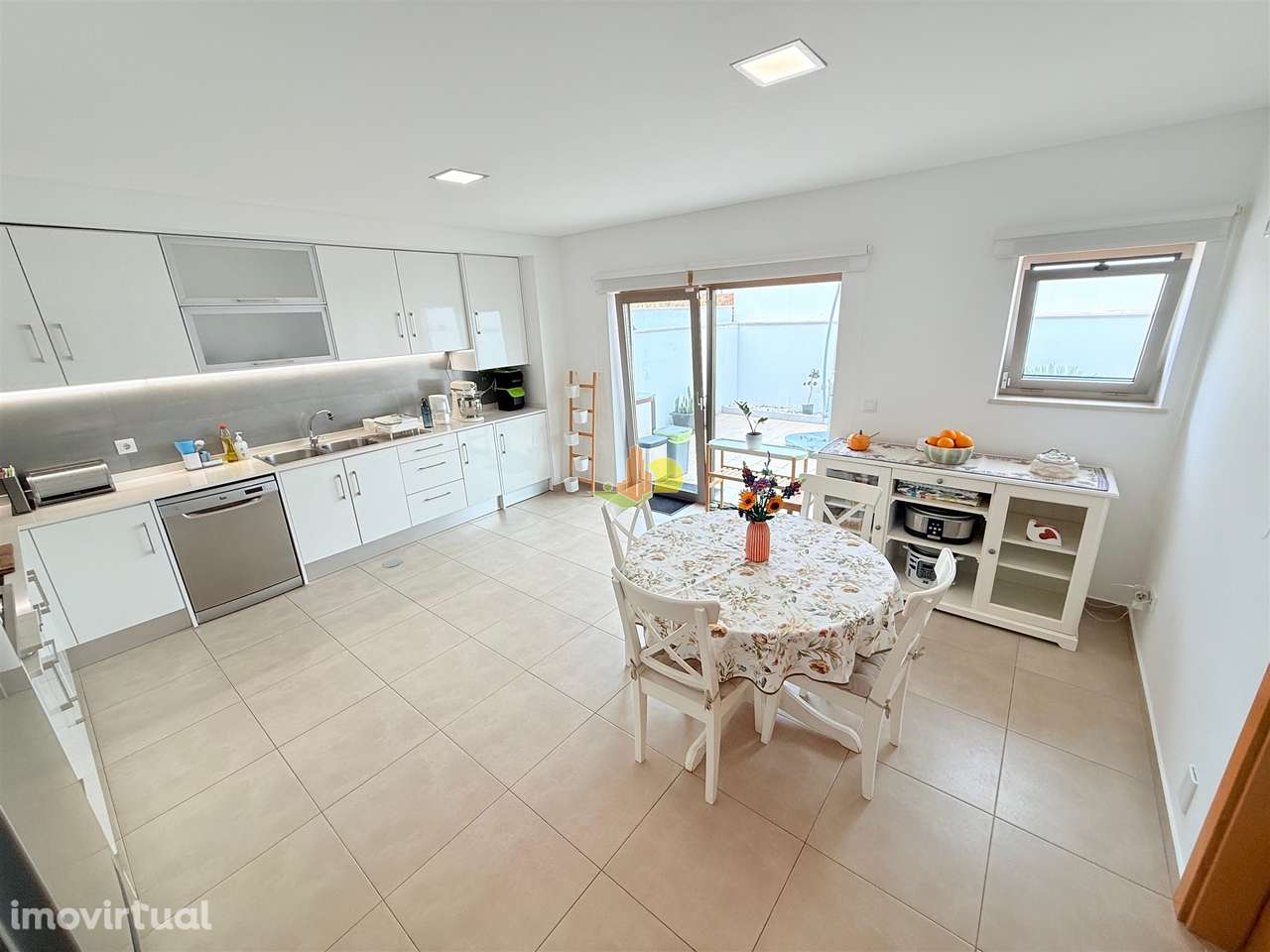 M5 Equipada e Mobilada - Grande imagem: 2/44