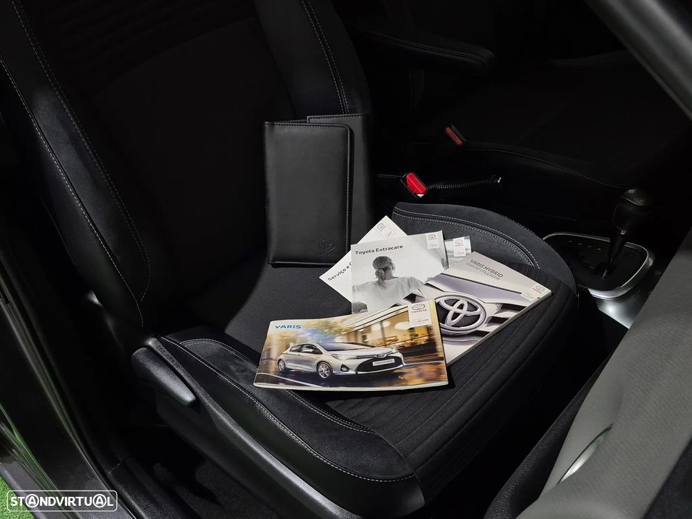 Toyota Yaris 1.5 HSD Comfort+P.Techno - 38