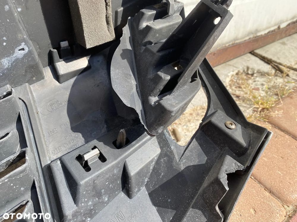 GRILL CHROM ATRAPA CHŁODNICY NISSAN NAVARA D23 623104KJ0D - 10