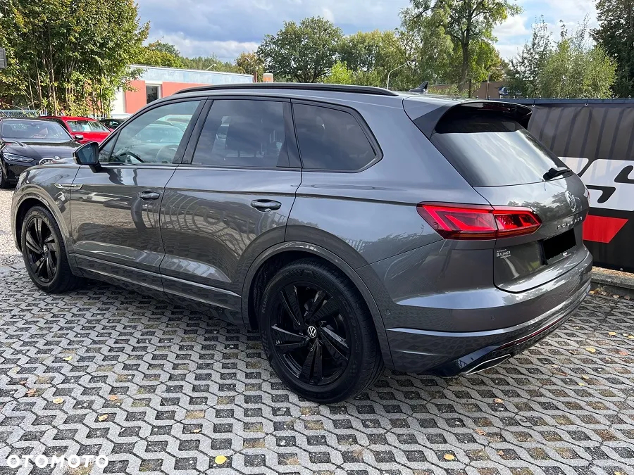 Volkswagen Touareg 3.0 V6 TDI 4Motion DPF Automatik R-Line - 6