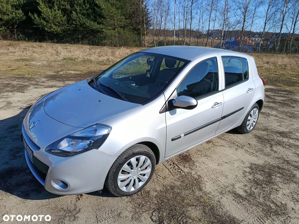 Renault Clio 1.5 dCi Alize - 9