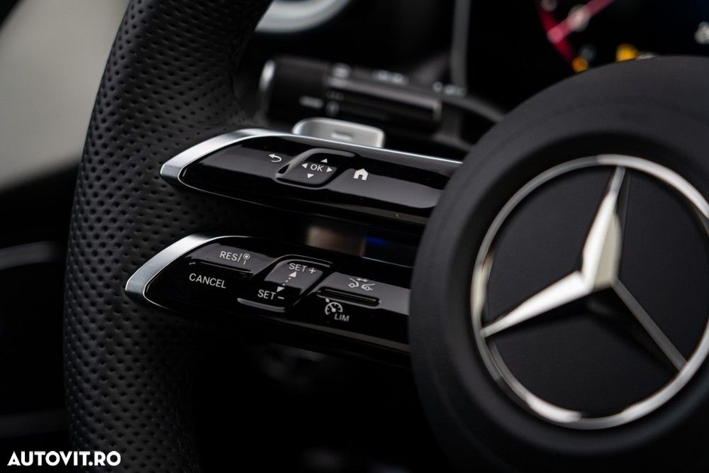 Mercedes-Benz C - 22