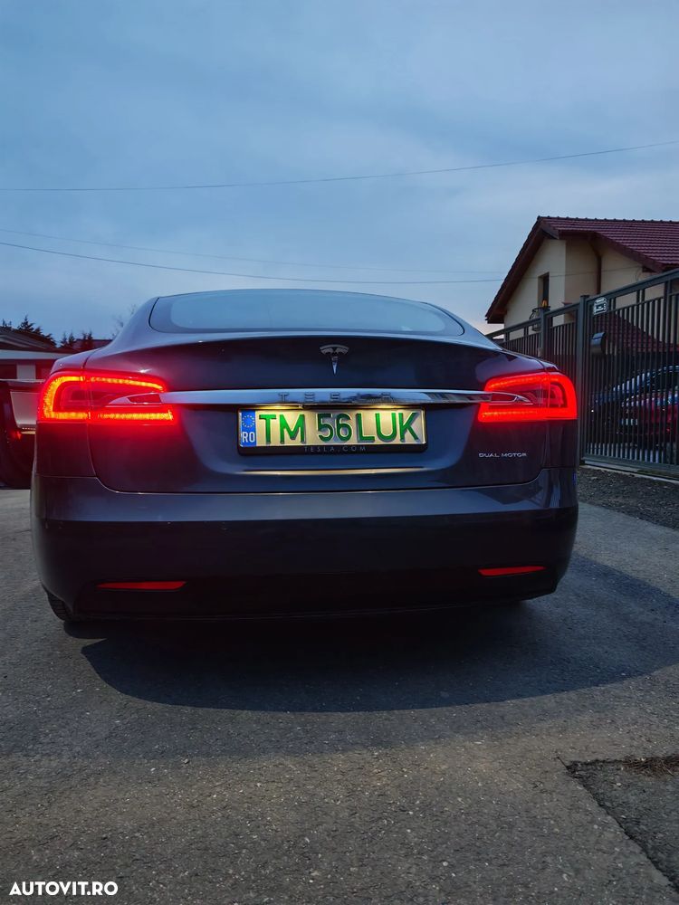 Tesla Model S Long Range - 5