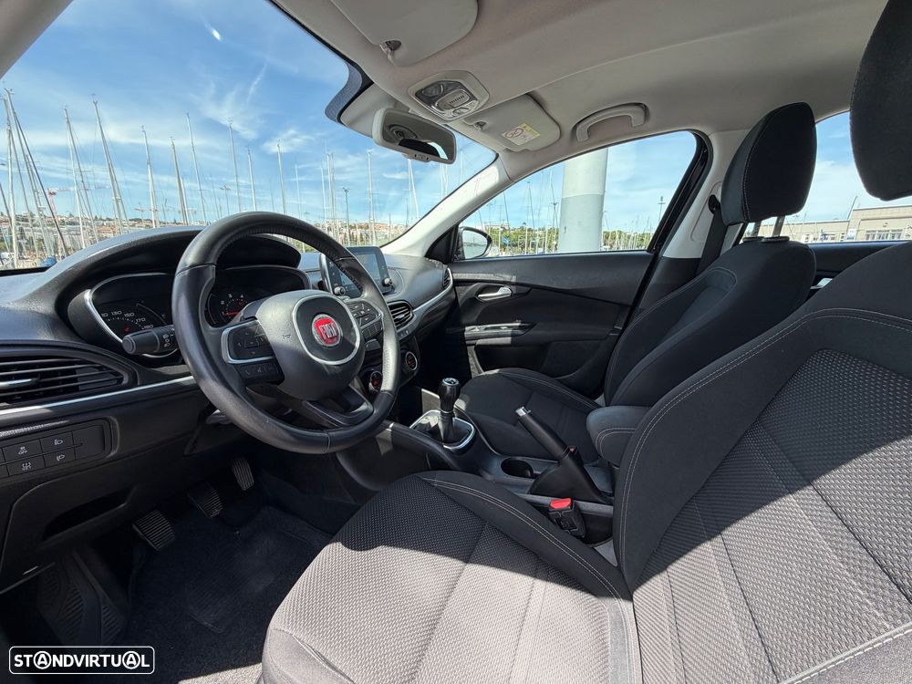 Fiat Tipo Station Wagon 1.3 M-Jet Lounge Tech - 10