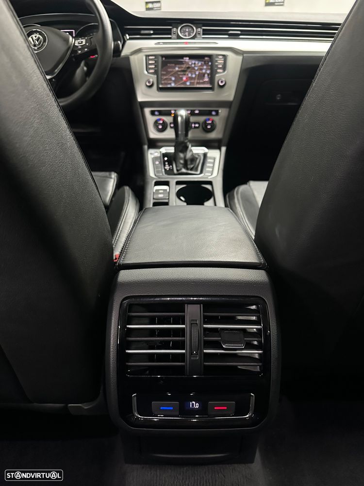VW Passat Variant 2.0 TDi Confortline DSG - 12