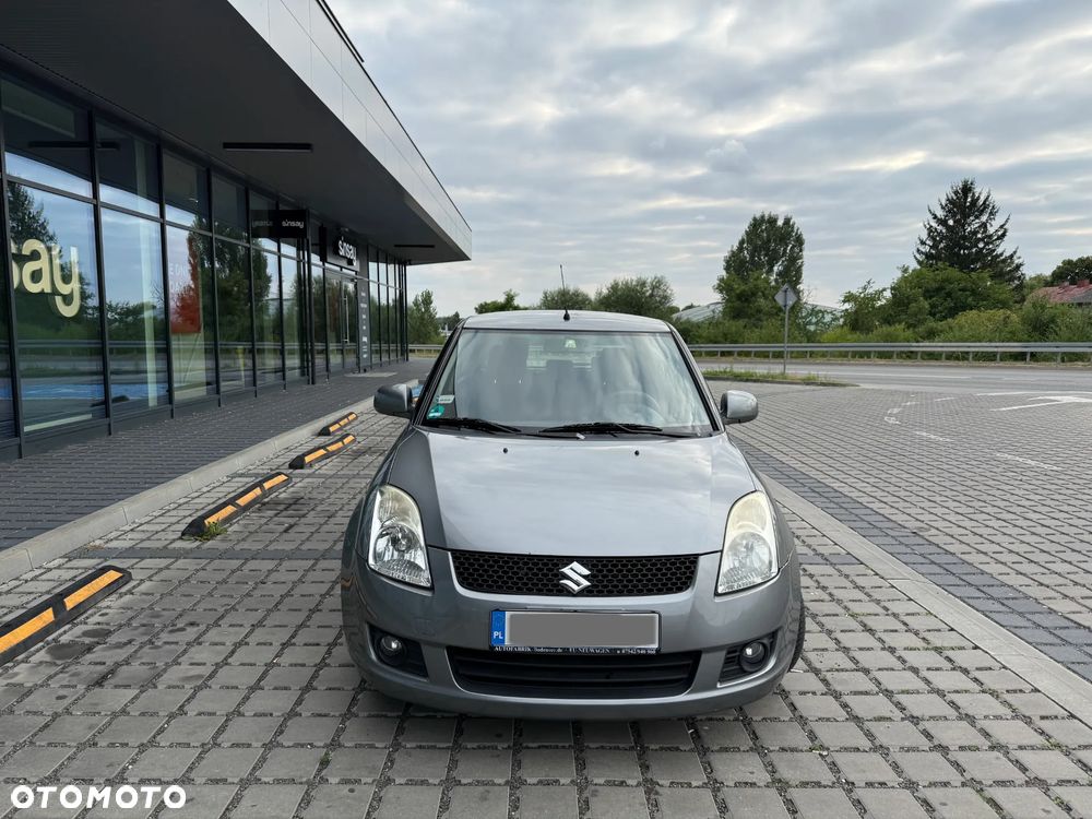 Suzuki Swift 1.3 GLX / Comfort - 2